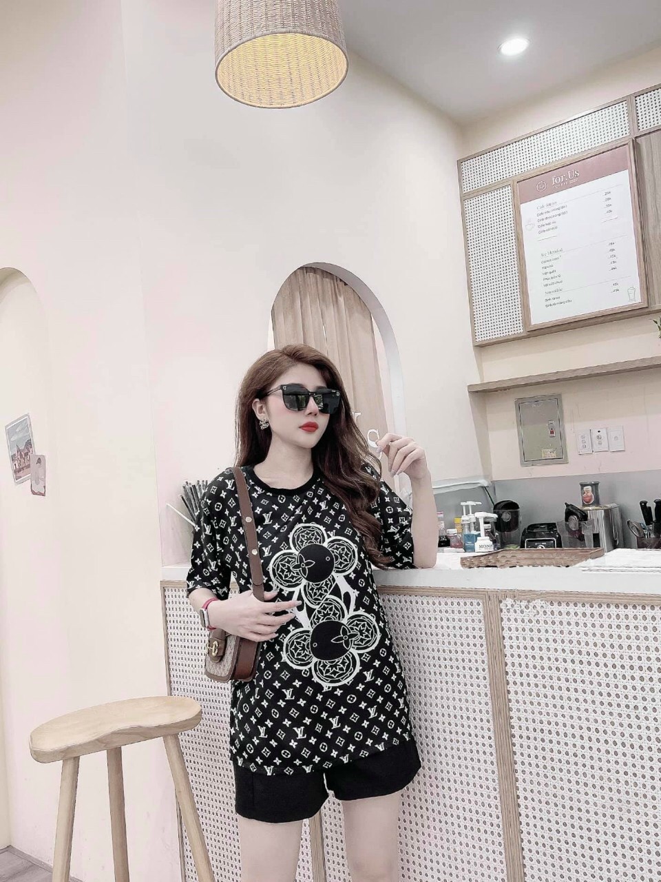 SET BỘ THỂ THAO ĐÙI HỌA TIẾT LV HOA -BTN292